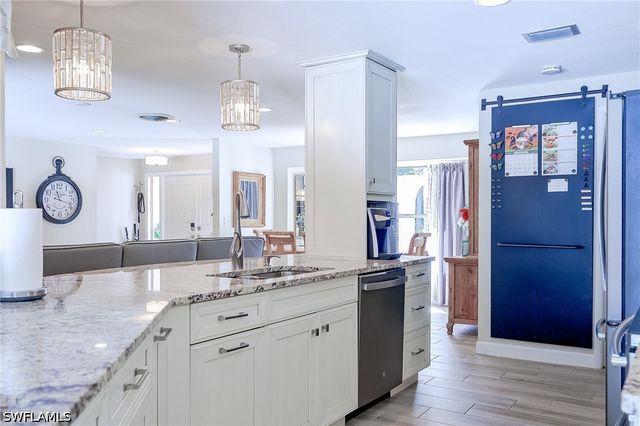 5675 Golden Oaks LN, Naples, FL 34119