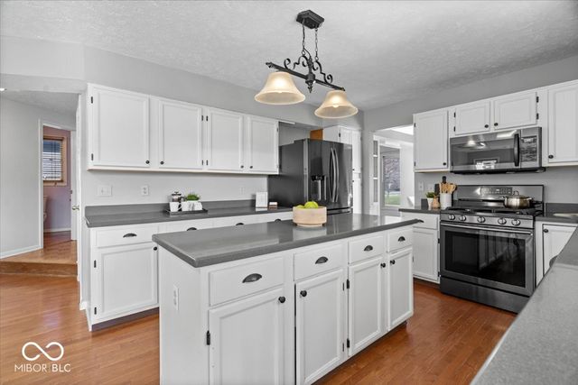 7411 Bramblewood Lane, Indianapolis, IN 46254