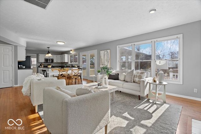 7411 Bramblewood Lane, Indianapolis, IN 46254