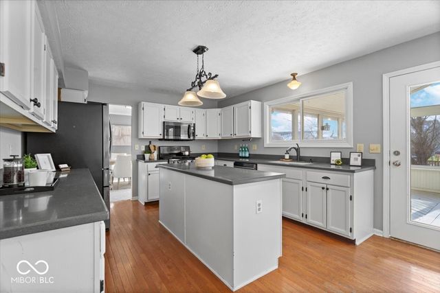 7411 Bramblewood Lane, Indianapolis, IN 46254