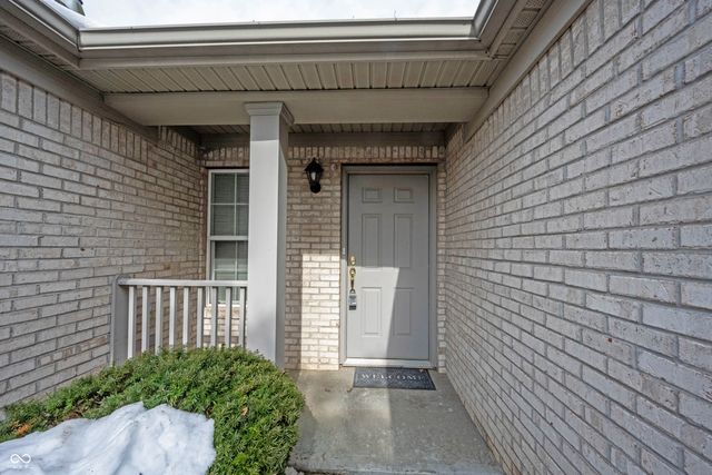 6052 W Bayfront Shores, Mccordsville, IN 46055