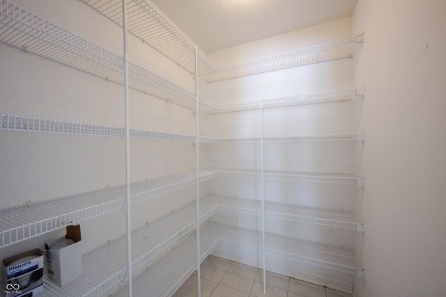 6052 W Bayfront Shores, Mccordsville, IN 46055