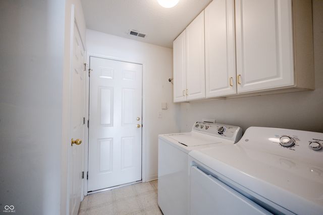 6052 W Bayfront Shores, Mccordsville, IN 46055