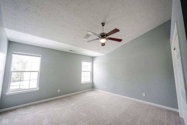 6052 W Bayfront Shores, Mccordsville, IN 46055