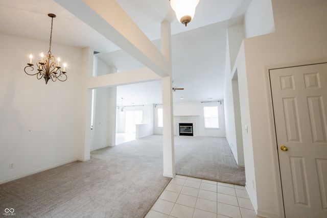 6052 W Bayfront Shores, Mccordsville, IN 46055