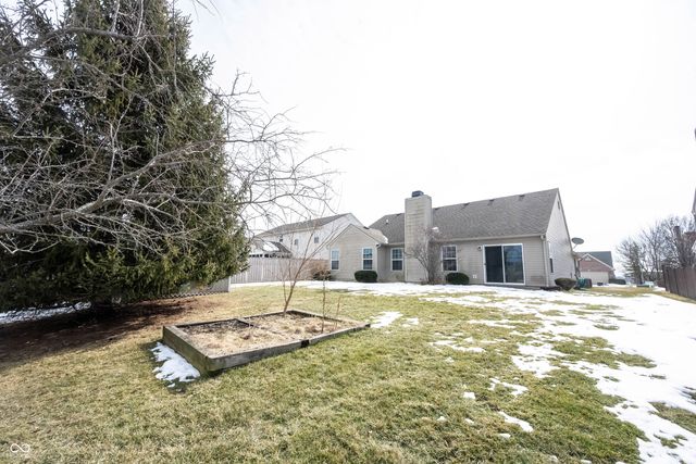 6052 W Bayfront Shores, Mccordsville, IN 46055