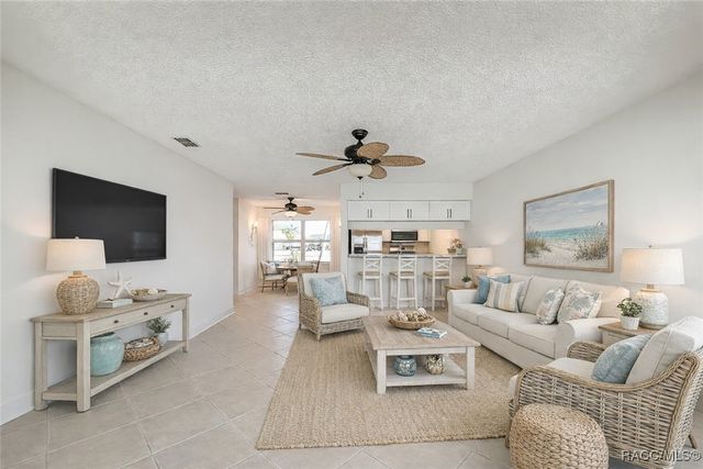 11603 W Kingfisher Court, Crystal River, FL 34429