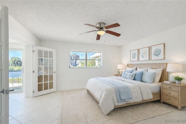 11603 W Kingfisher Court, Crystal River, FL 34429