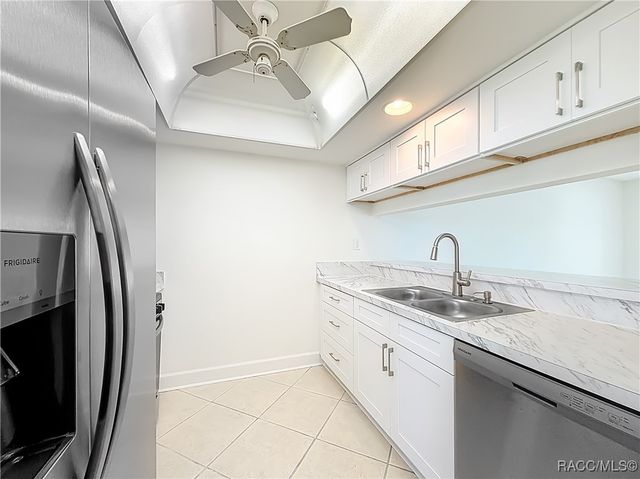 11603 W Kingfisher Court, Crystal River, FL 34429