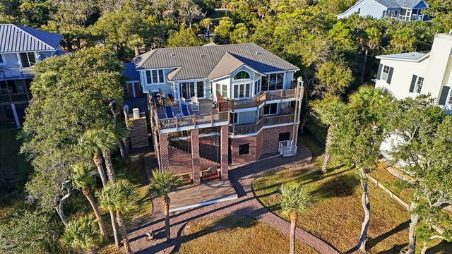 162 Tranquility Lane, Edisto Island, SC 29438
