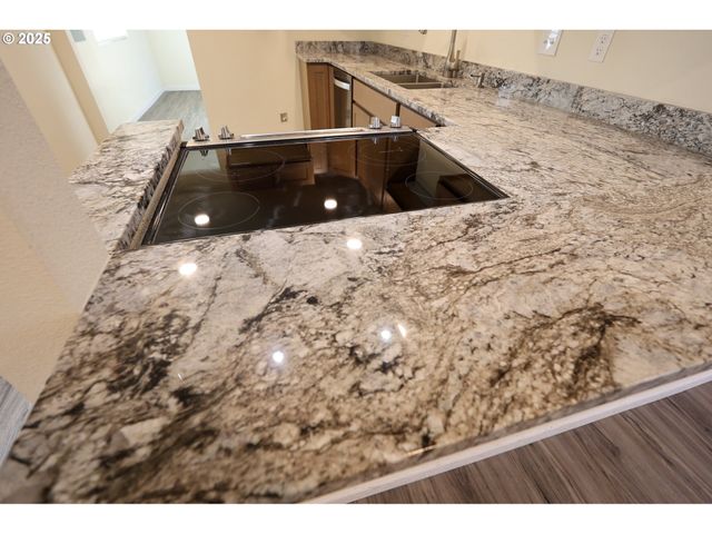 2518 PACIFIC Ave, North Bend, OR 97459