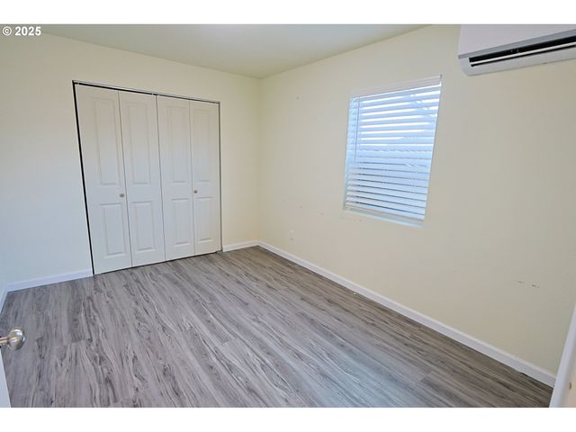 2518 PACIFIC Ave, North Bend, OR 97459