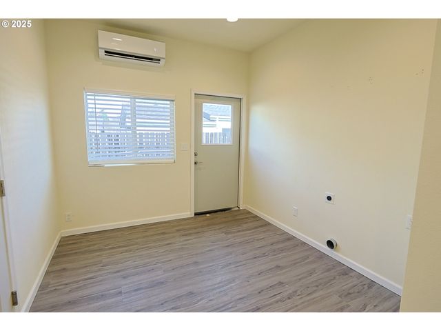 2518 PACIFIC Ave, North Bend, OR 97459