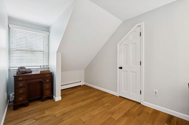 12 Hemlock Road, Kensington, NH 03833