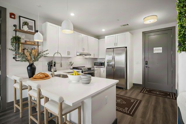 65 Lindsley Ave Apt 412, Nashville, TN 37210