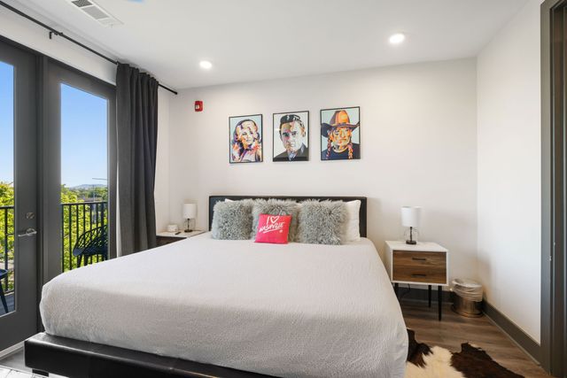 65 Lindsley Ave Apt 412, Nashville, TN 37210