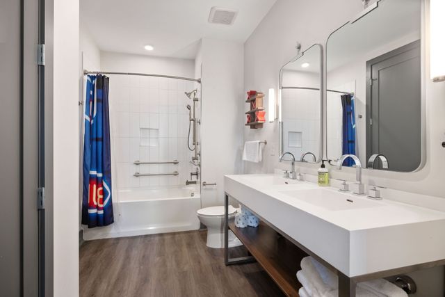 65 Lindsley Ave Apt 412, Nashville, TN 37210