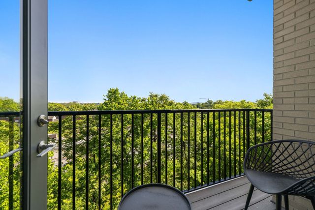 65 Lindsley Ave Apt 412, Nashville, TN 37210