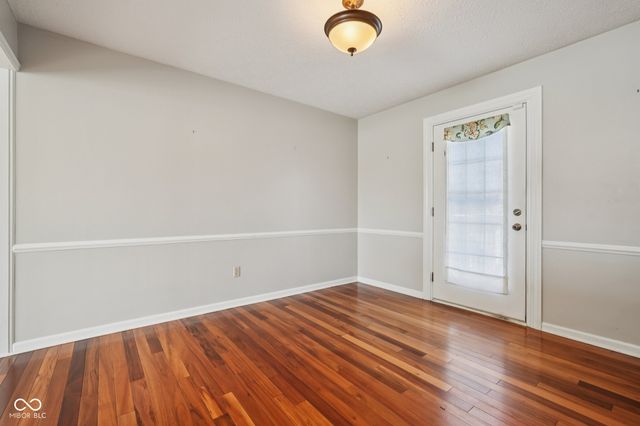 6 Greyhound Circle, Carmel, IN 46032