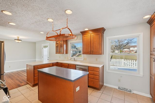 6 Greyhound Circle, Carmel, IN 46032