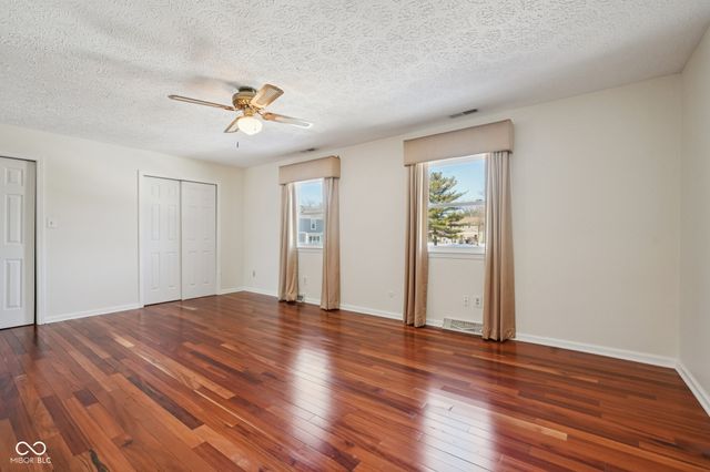 6 Greyhound Circle, Carmel, IN 46032