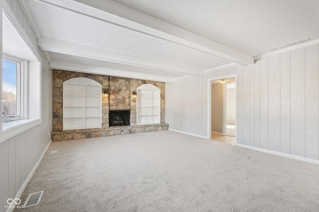 6 Greyhound Circle, Carmel, IN 46032