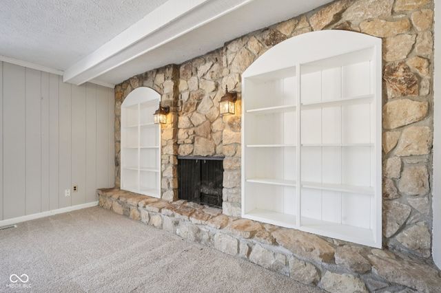 6 Greyhound Circle, Carmel, IN 46032