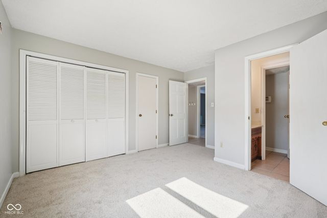 6 Greyhound Circle, Carmel, IN 46032