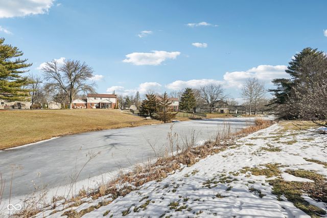 6 Greyhound Circle, Carmel, IN 46032