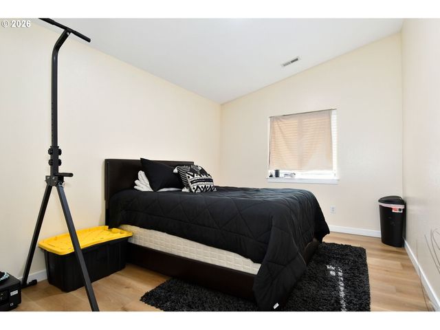 3306 Ne 42ND Pl, Vancouver, WA 98661