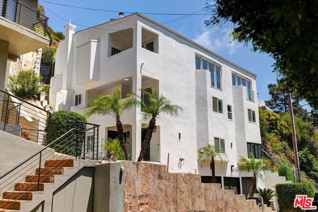 1754 Franklin Canyon Drive, Beverly Hills, CA 90210 — photo 2