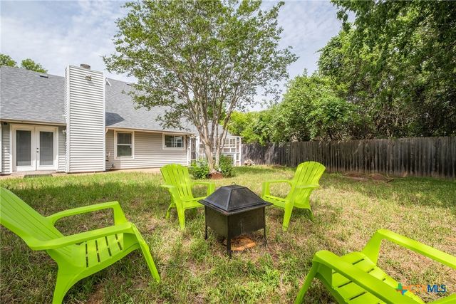 7503 Islander Drive, Austin, TX 78749