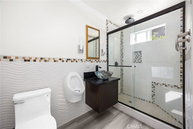 647 W Montecito, Sierra Madre, CA 91024