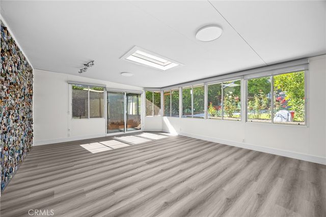 647 W Montecito, Sierra Madre, CA 91024