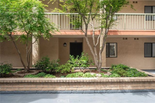 2514 E Willow Street 105, Signal Hill, CA 90755