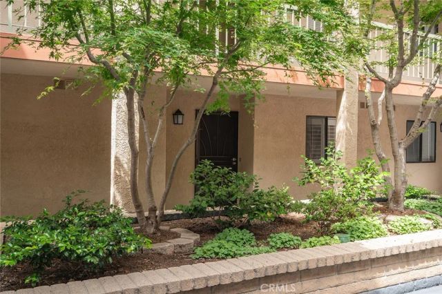 2514 E Willow Street 105, Signal Hill, CA 90755