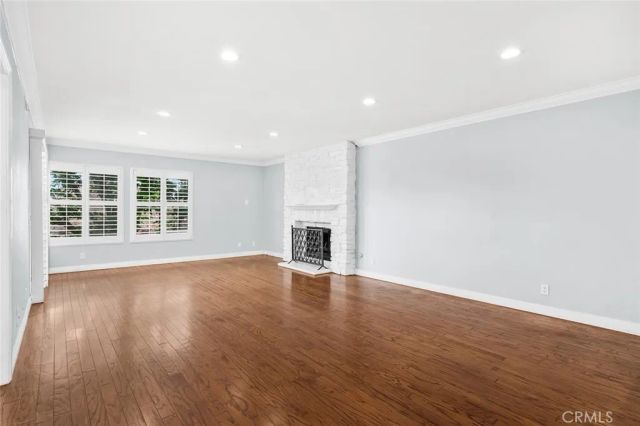 2514 E Willow Street 105, Signal Hill, CA 90755