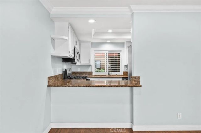 2514 E Willow Street 105, Signal Hill, CA 90755
