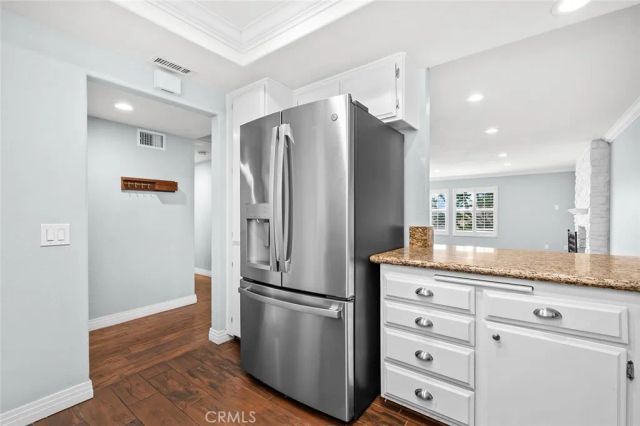 2514 E Willow Street 105, Signal Hill, CA 90755