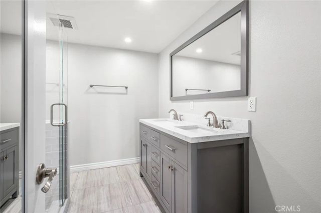 2514 E Willow Street 105, Signal Hill, CA 90755