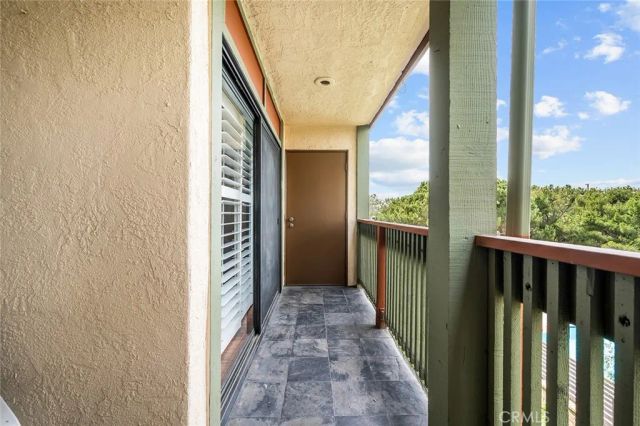 2514 E Willow Street 105, Signal Hill, CA 90755
