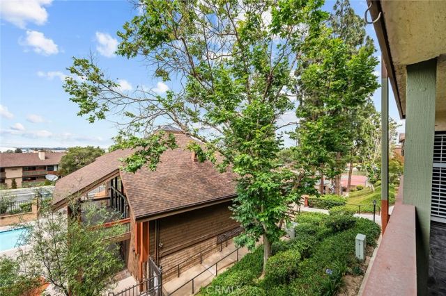 2514 E Willow Street 105, Signal Hill, CA 90755
