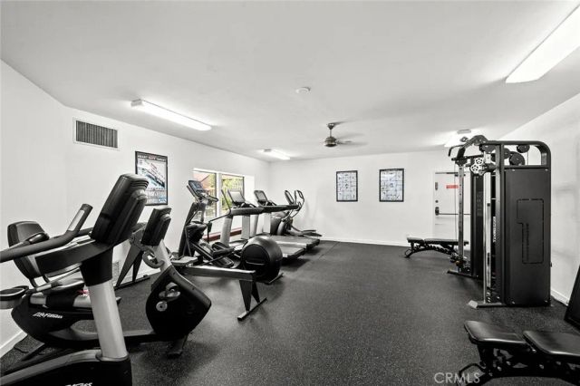 2514 E Willow Street 105, Signal Hill, CA 90755