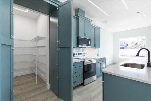 70 BENNETT LANE, Palm Coast, FL 32137