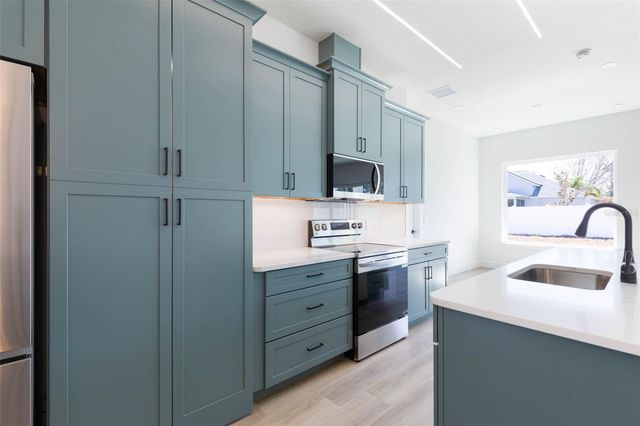 70 BENNETT LANE, Palm Coast, FL 32137