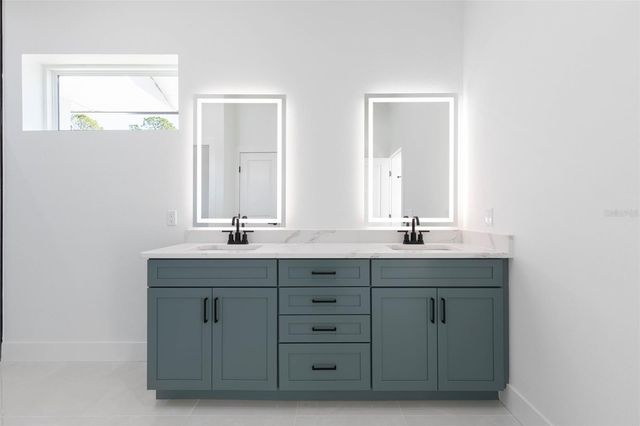 70 BENNETT LANE, Palm Coast, FL 32137