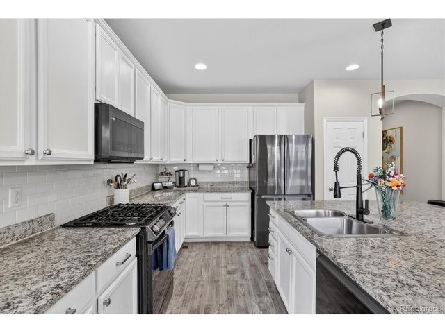 18189 W 85th Dr, Arvada, CO 80007