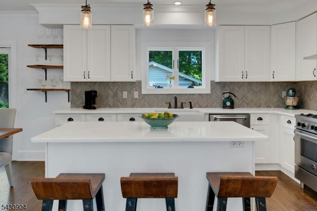 129 Mount Hebron Rd, Montclair Twp., NJ 07043