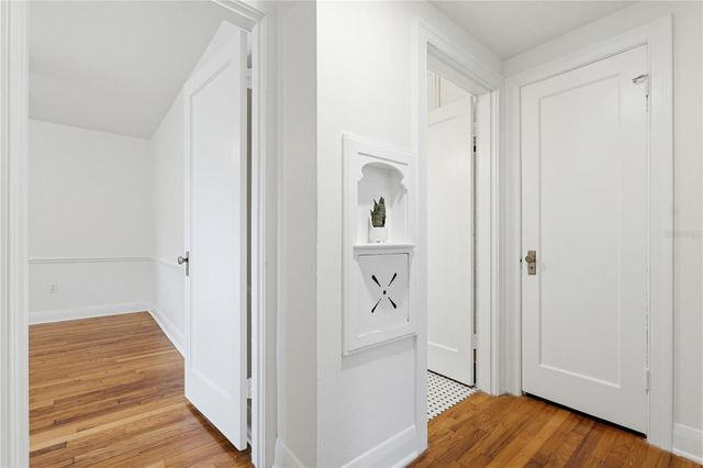 112 S HIMES AVENUE, Tampa, FL 33609