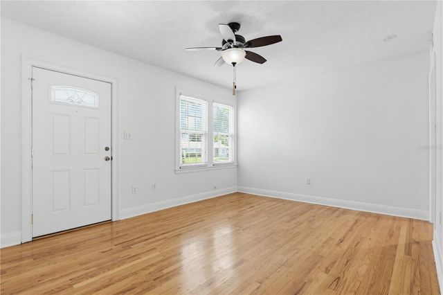 112 S HIMES AVENUE, Tampa, FL 33609